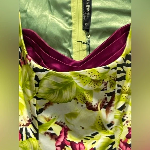 SOLD | Pinup Girl Clothing Laura Byrnes Alfred Small Dress Hawaiian Baton Ruge - Picture 6 of 9